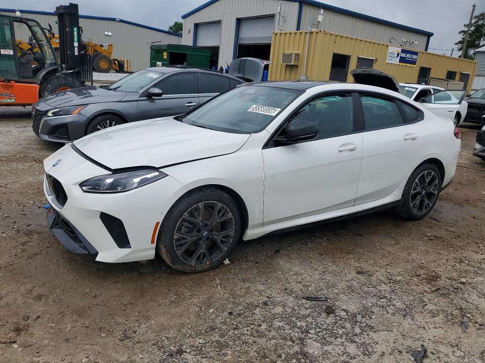 2026 BMW 2 series VIN WBA83GG09T7U09499 COPART salvage auction — FRONT END, GA - CERT OF TITLE-SALVAGE, sold $7,600 on 2026-07-15 (photo 1)