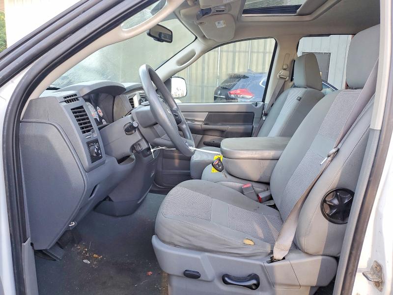 2007 Dodge Ram 1500 VIN 1D7HU18247S227215 COPART salvage auction — MINOR DENT/SCRATCHES, MA - CERTIFICATE OF TITLE, sold $1,300 on 2026-07-30 (photo 7)