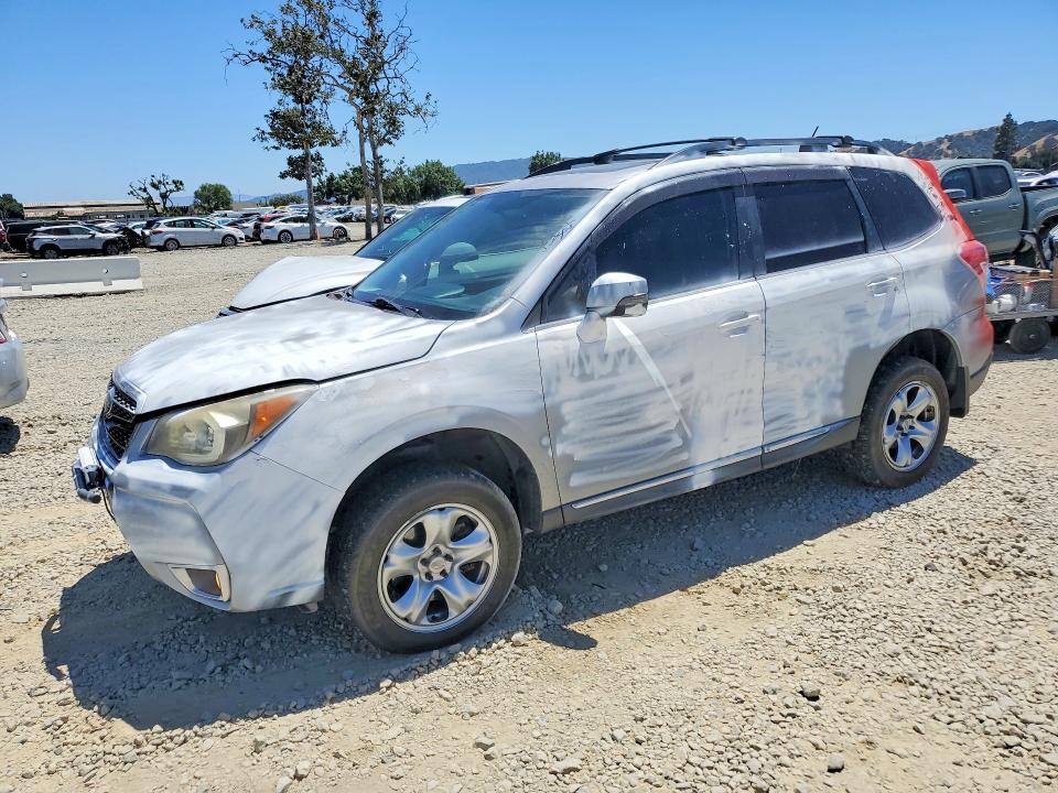 2015 Subaru Forester VIN JF2SJGUC0FH453825 COPART salvage auction — VANDALISM, Ca - Salvage Certificate, sold $725 on 2026-07-14 (photo 1)