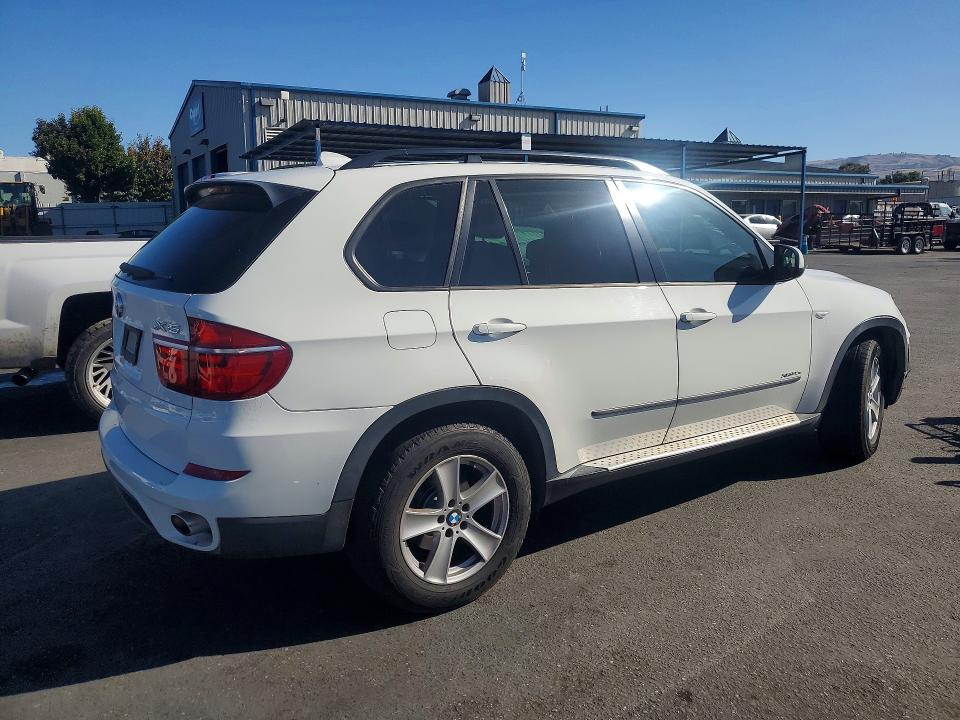 2011 BMW X5 VIN 5UXZW0C56BL372102 COPART salvage auction — MECHANICAL, CA - SALVAGE CERTIFICATE, sold $750 on 2026-07-28 (photo 3)
