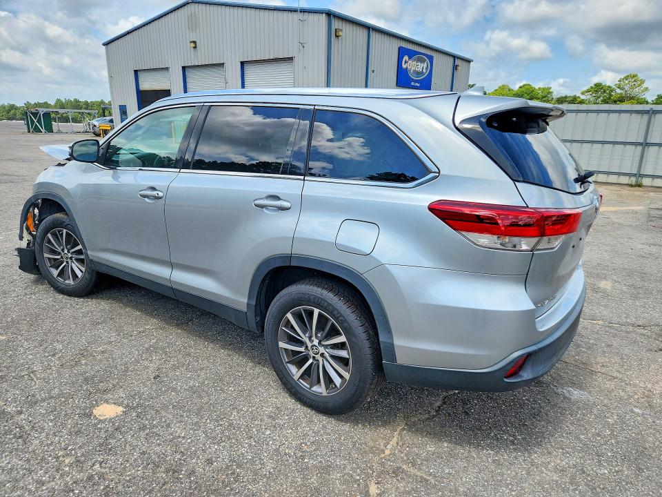 2019 Toyota Highlander VIN 5TDKZRFH4KS552410 COPART salvage auction — FRONT END, Al - Cert Of Title-Salvage Title (P), sold $10,500 on 2026-07-29 (photo 2)