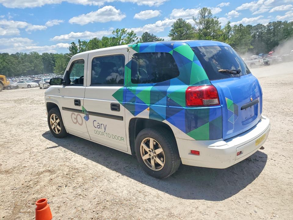 2014 Am general Mv-1 VIN 57WMD2A66EM101883 COPART salvage auction — MINOR DENT/SCRATCHES, NC - CERTIFICATE OF TITLE, sold $1,050 on 2026-07-06 (photo 2)