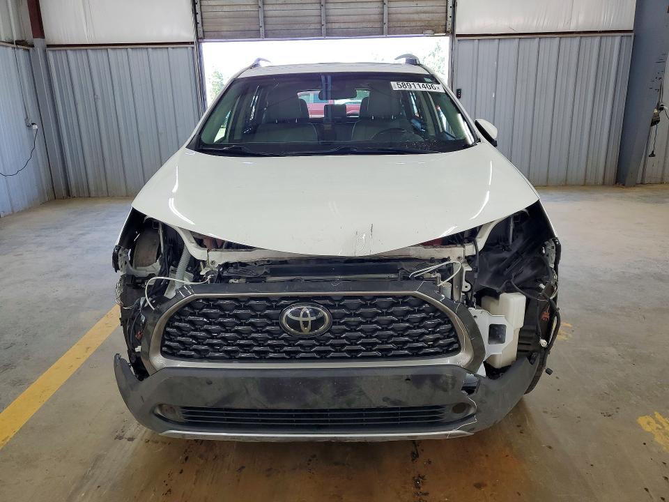 2017 Toyota Rav 4 VIN JTMWFREVXHD096242 COPART salvage auction — FRONT END, Nc - Salvage Certificate Of Title, sold $175 on 2026-07-29 (photo 5)