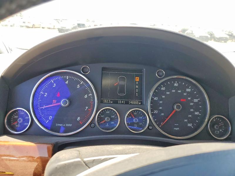 2005 Volkswagen Touareg VIN WVGMM77L55D009108 COPART salvage auction — FRONT END, Wa - Dis/Dlr/Exp Only Clean Title, sold $475 on 2026-07-07 (photo 9)