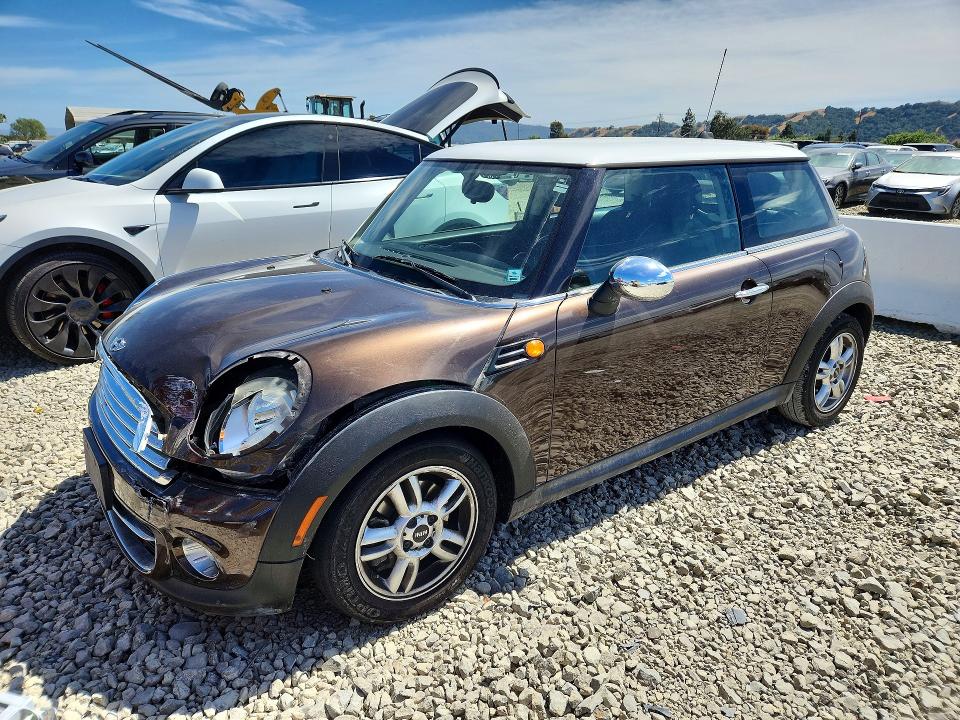 2011 Mini Cooper VIN WMWSU3C51BT091946 COPART salvage auction — FRONT END, CA - SALVAGE CERTIFICATE, sold $525 on 2026-07-28 (photo 1)