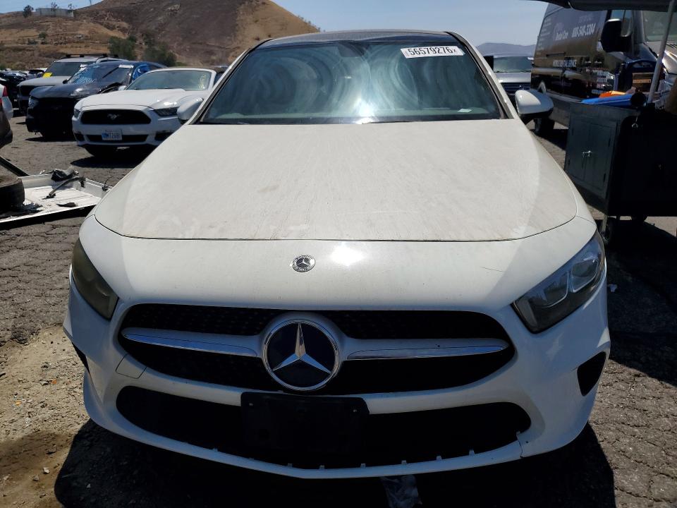 2019 Mercedes-benz A-klasse VIN WDD3G4FB6KW019697 COPART salvage auction — MINOR DENT/SCRATCHES, Ca - Dis/Dlr/Exp Only Clean Title, sold $7,100 on 2026-07-30 (photo 5)