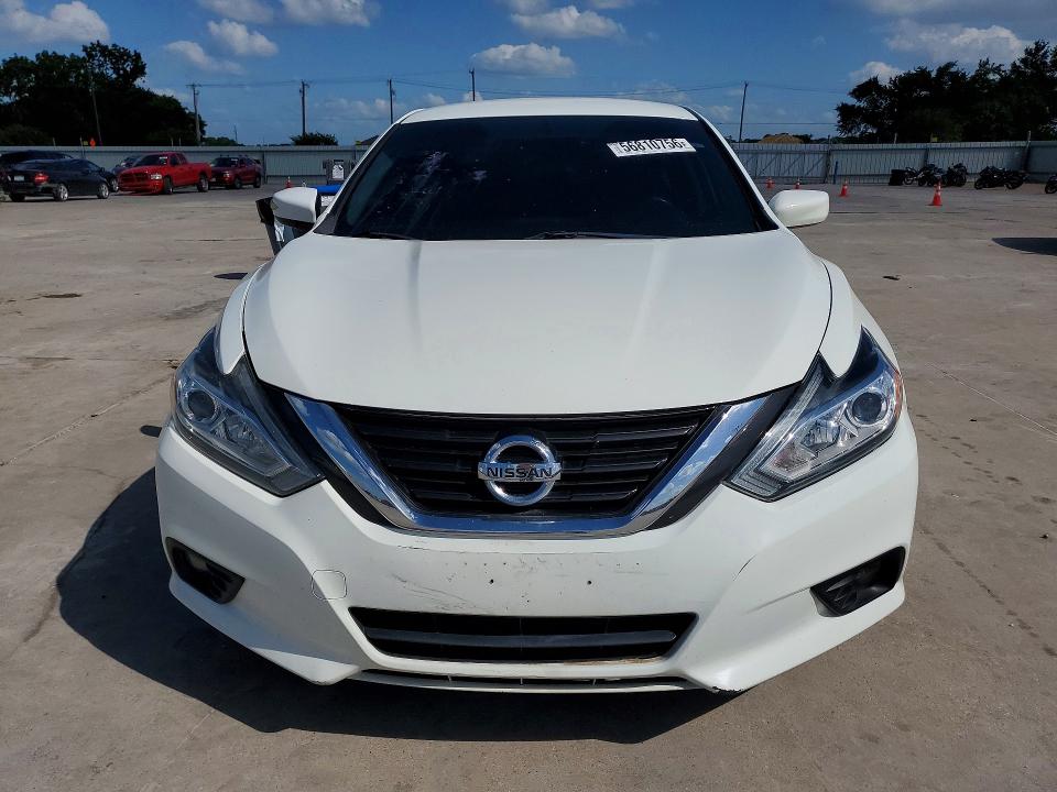 2018 Nissan Altima VIN 1N4AL3AP1JC136541 COPART salvage auction — SIDE, Tx - Salvage Vehicle Title, sold $1,400 on 2026-07-09 (photo 5)