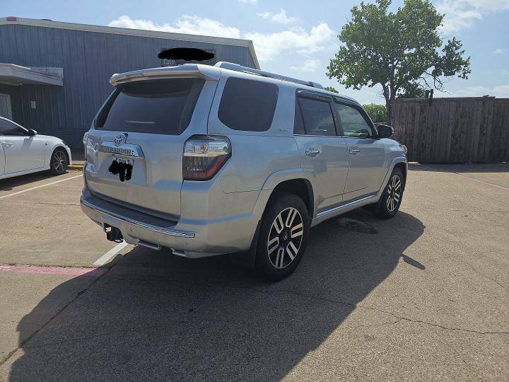 2018 Toyota 4runner VIN JTEZU5JR4J5165863 COPART salvage auction — NORMAL WEAR, Tx - Cert Of Title-Rebuilt Salvage (P), sold $9,500 on 2026-07-23 (photo 4)