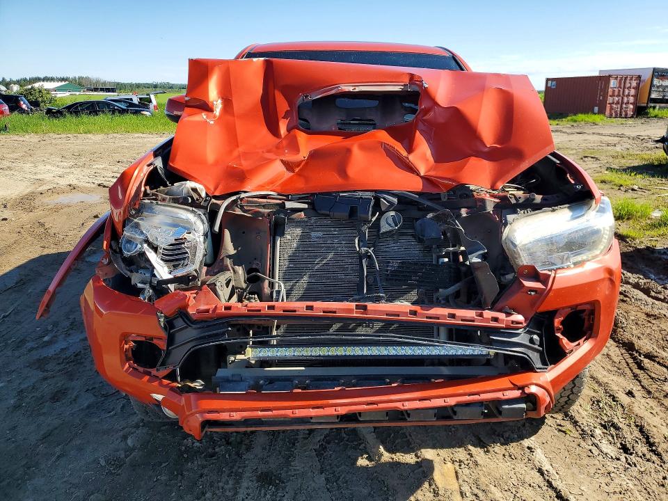 2017 Toyota Tacoma VIN 5TFDZ5BN2HX021867 COPART salvage auction — FRONT END, ON - PERMIT SALVAGE, sold $4,350 on 2026-07-28 (photo 5)