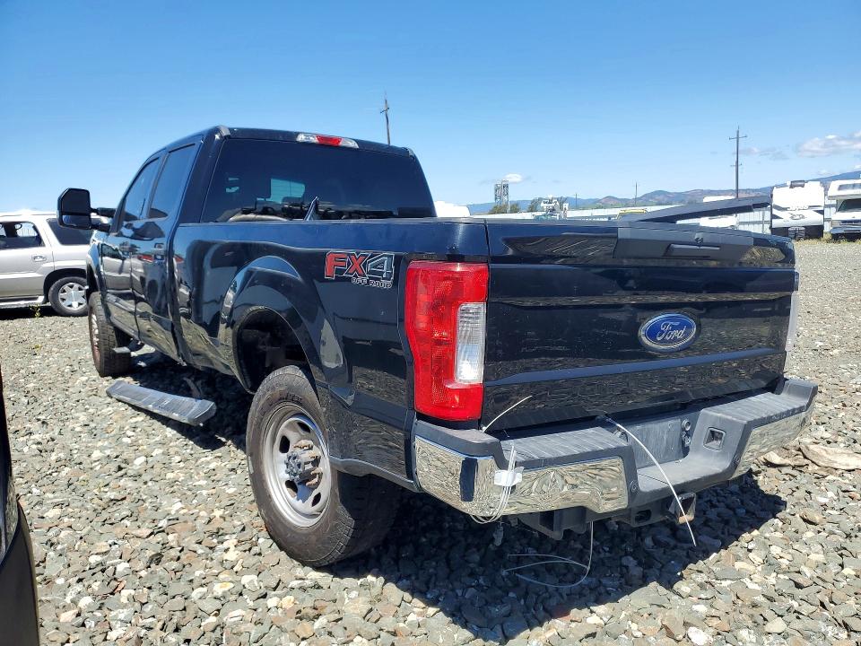 2018 Ford F-350 super duty VIN 1FT8W3BT2JEB45507 COPART salvage auction — SIDE, Nv - Dis/Dlr/Exp Only Salvage Title, sold $8,600 on 2026-07-13 (photo 2)