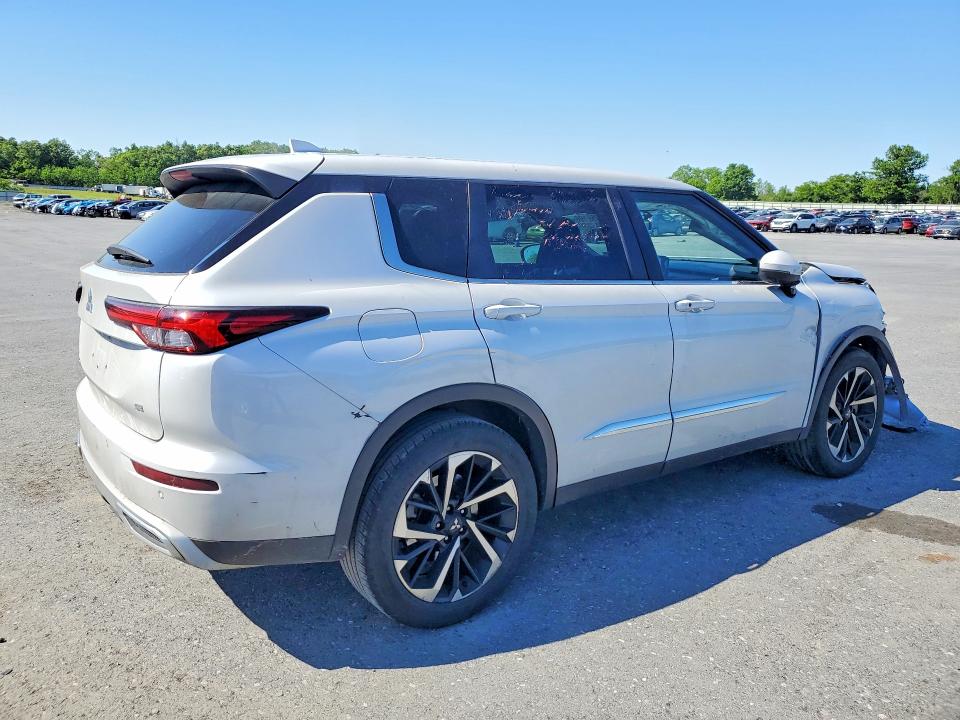 2022 Mitsubishi Outlander VIN JA4J3UA89NZ087045 COPART salvage auction — FRONT END, PA - CERTIFICATE OF SALVAGE, sold $4,900 on 2026-07-09 (photo 3)