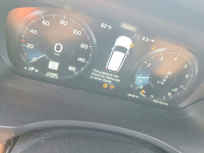 2018 Volvo VIN YV4A22PL4J1372511 COPART salvage auction — FRONT END, Nc - Salvage Certificate Of Title, sold $7,300 on 2026-07-24 (photo 9)