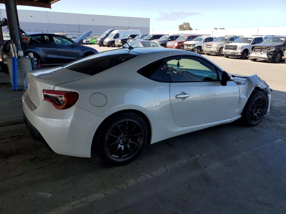2013 Scion Fr-s VIN JF1ZNAA19D1713202 COPART salvage auction — FRONT END, Ca - Salvage Certificate, sold $1,900 on 2026-07-14 (photo 3)