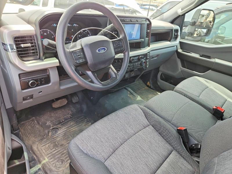 2024 Ford F550 VIN 1FDUF5GT9RDA09424 COPART salvage auction — MINOR DENT/SCRATCHES, Mi - Dis/Dlr/Exp Only Salvage Title, sold $26,750 on 2026-07-08 (photo 8)
