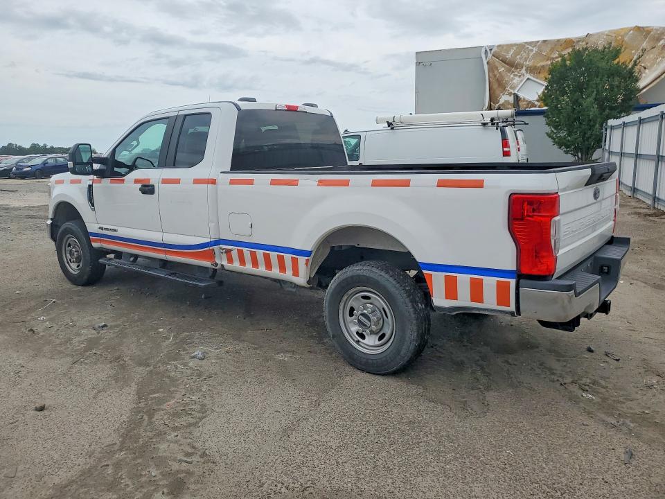 2020 Ford F-250 super duty VIN 1FT7X2BT5LEE50487 COPART salvage auction — REAR END, Va - Certificate Of Title, sold $1,950 on 2026-07-09 (photo 2)