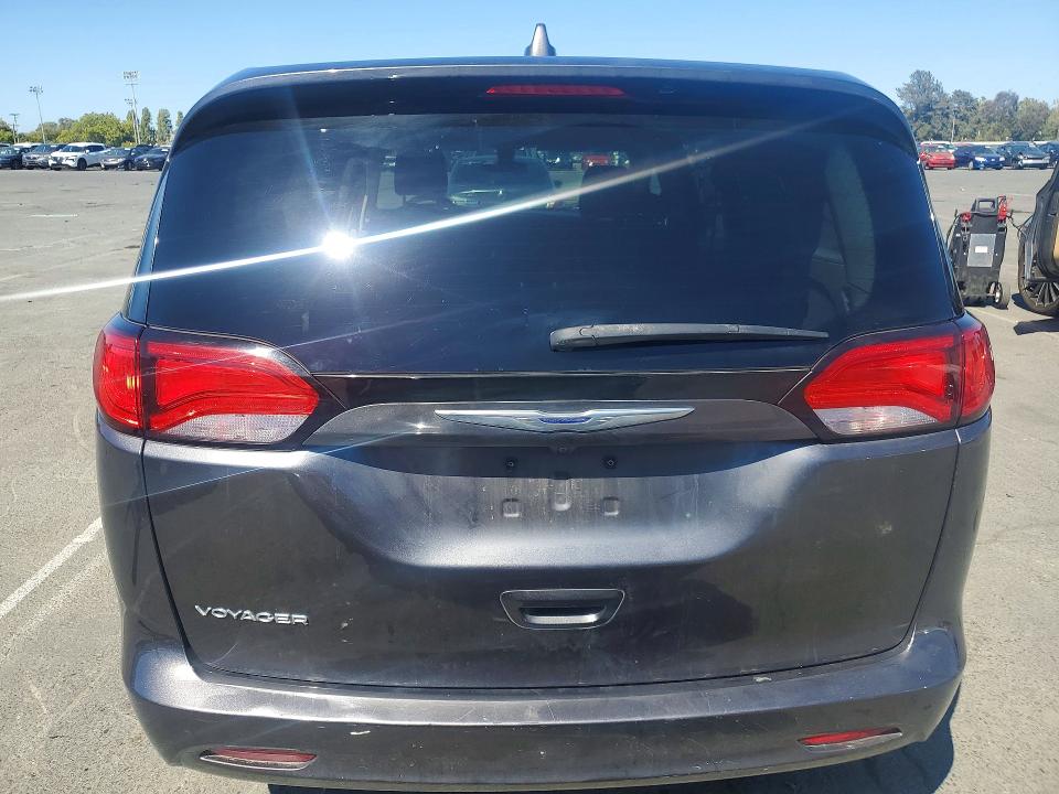 2020 Chrysler Voyager VIN 2C4RC1CGXLR249123 COPART salvage auction — FRONT END, Fl - Dis/Dlr/Exp Only Clean Title, sold $1,650 on 2026-07-31 (photo 6)