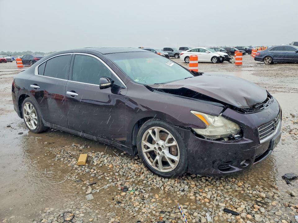 2013 Nissan Maxima VIN 1N4AA5AP1DC810452 COPART salvage auction — FRONT END, Tx - Salvage Vehicle Title, sold $350 on 2026-07-02 (photo 4)
