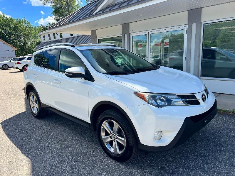 2015 Toyota Rav 4 VIN JTMRFREVXFD138077 COPART salvage auction — MINOR DENT/SCRATCHES, ME - CERTIFICATE OF TITLE (P), sold $6,700 on 2026-07-10 (photo 1)