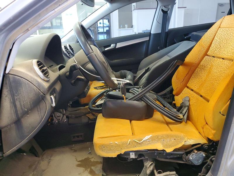 2010 Audi A3 VIN WAUBEBFM8AA106625 COPART salvage auction — STRIPPED, Az - Certificate Of Title, sold $300 on 2026-07-10 (photo 7)