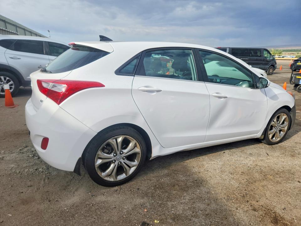 2013 Hyundai Elantra VIN KMHD35LE5DU037746 COPART salvage auction — VANDALISM, Nm - Cert Of Title-Salvage, sold $2,350 on 2026-07-13 (photo 3)