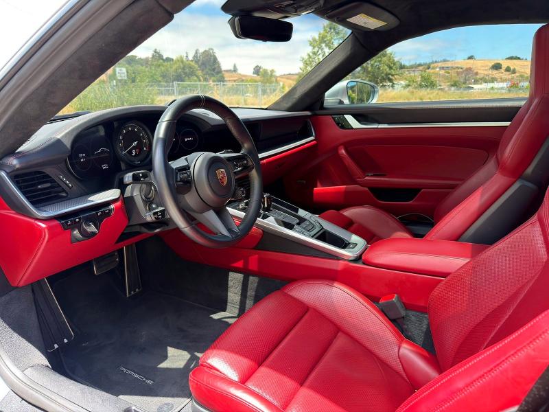 2021 Porsche 911 VIN WP0AB2A96MS223242 COPART salvage auction — NORMAL WEAR, Ca - Dlr/Dis/Exp Only Salvage Title (P), sold $73,500 on 2026-07-02 (photo 9)