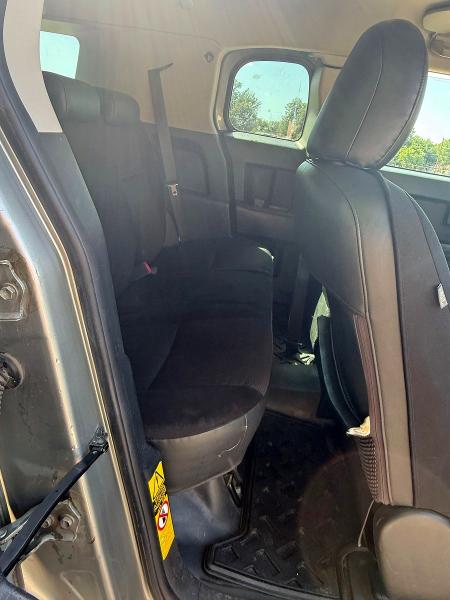 2009 Toyota Fj cruiser VIN JTEBU11F09K067152 COPART salvage auction — MINOR DENT/SCRATCHES, Ok - Certificate Of Title (P), sold $4,950 on 2026-07-14 (photo 6)