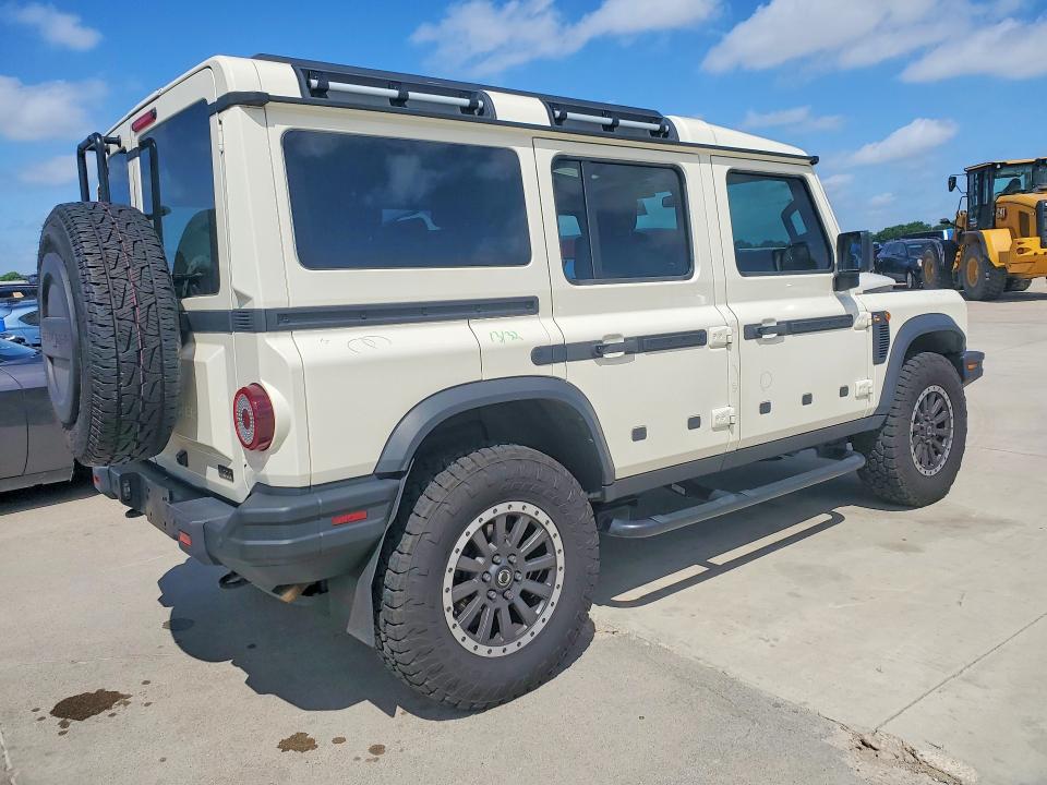 2024 Ineos Grenadier VIN SC6GM1CA6RF015997 COPART salvage auction — HAIL, MO - SALVAGE CERTIFICATE OF TITLE, sold $36,000 on 2026-09-17 (photo 3)