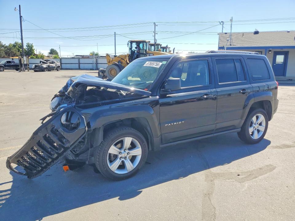 2014 Jeep Liberty (patriot) VIN 1C4NJRCB2ED569940 — COPART salvage auction photo