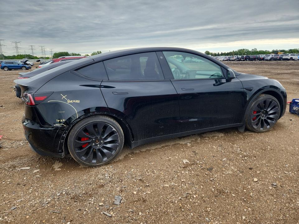 2023 Tesla Model y VIN 7SAYGDEF7PF708666 COPART salvage auction — REAR END, Il - Salvage Certificate, sold $6,000 on 2026-07-28 (photo 3)