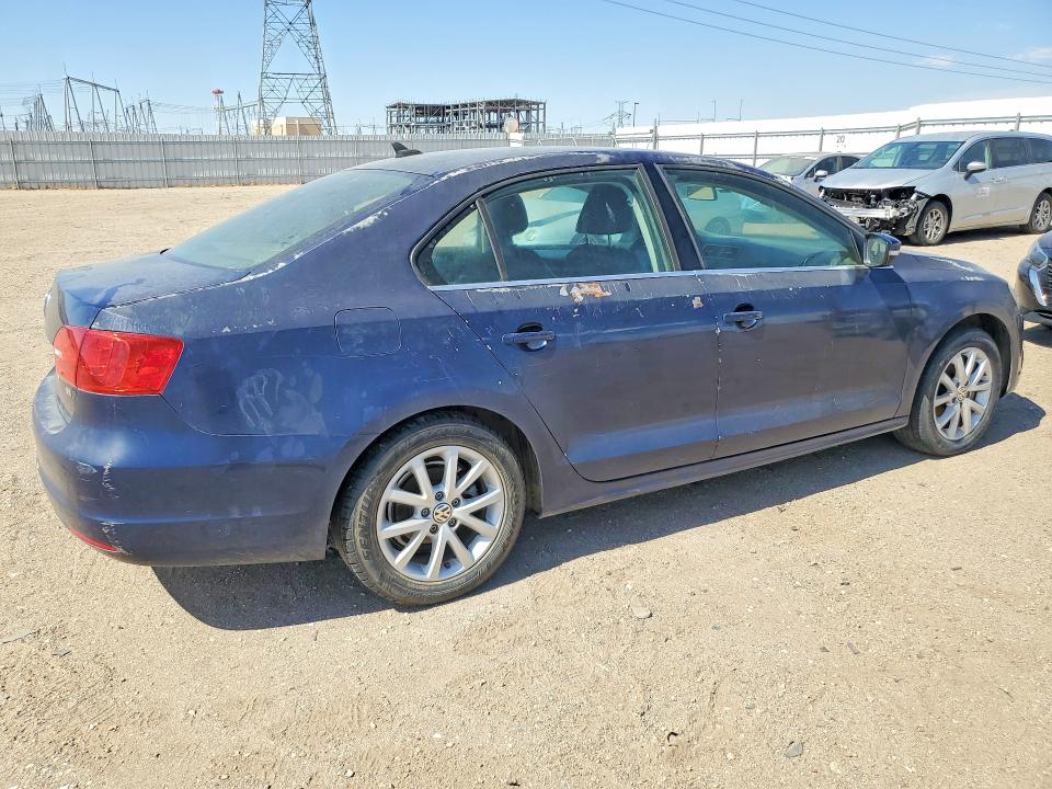 2014 Volkswagen VIN 3VWD17AJ6EM362219 COPART salvage auction — SIDE, Ca - Dis/Dlr/Exp Clean W/Salv Hist, sold $400 on 2026-08-03 (photo 3)