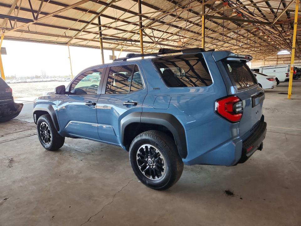 2025 Toyota 4runner VIN JTEVA5BR1S5005480 COPART salvage auction — NORMAL WEAR, Az - Cert Of Title - Salvage, sold $34,250 on 2026-07-04 (photo 2)