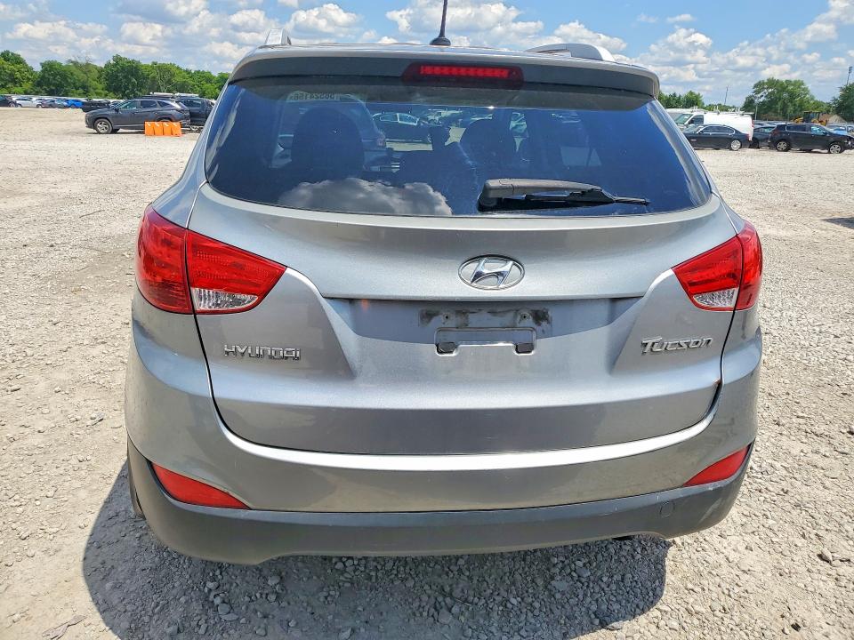 2011 Hyundai Tucson VIN KM8JU3AC7BU127371 COPART salvage auction — FRONT END, Oh - Cert Of Title-Salvage, sold $1,650 on 2026-07-31 (photo 6)