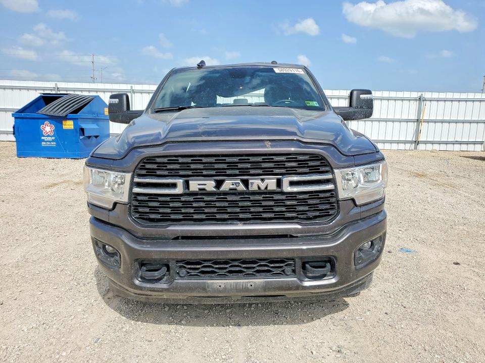 2024 Ram 2500 VIN 3C6UR5DL8RG238901 COPART salvage auction — ROOF, IA - CERT OF TITLE-SALVAGE TITLE, sold $20,200 on 2026-09-16 (photo 5)