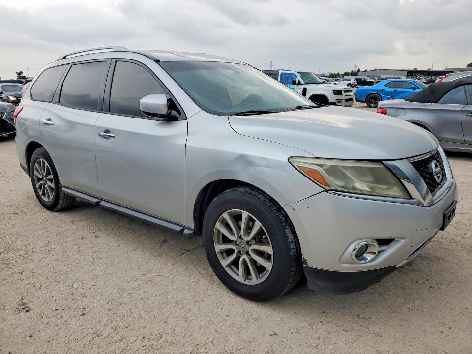 2016 Nissan VIN 5N1AR2MN7GC637046 COPART salvage auction — NORMAL WEAR, Tx - Certificate Of Title, sold $1,200 on 2026-07-03 (photo 4)