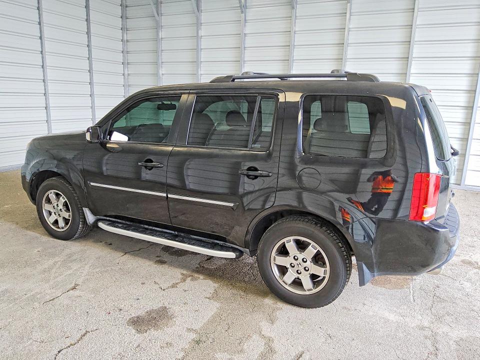 2009 Honda Pilot VIN 5FNYF38909B021757 COPART salvage auction — MINOR DENT/SCRATCHES, Fl - Certificate Of Title, sold $1,050 on 2026-07-09 (photo 2)
