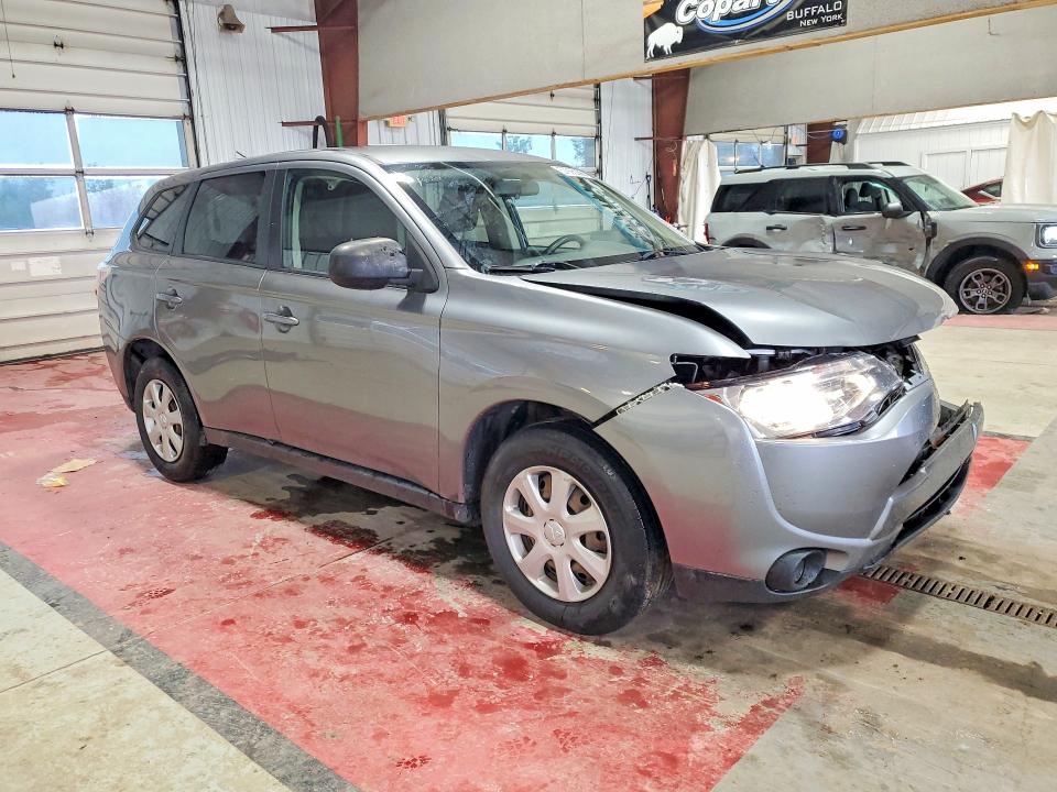 2014 Mitsubishi VIN JA4AD2A3XEZ003482 COPART salvage auction — FRONT END, Pa - Certificate Of Salvage, sold $1,000 on 2026-07-27 (photo 4)