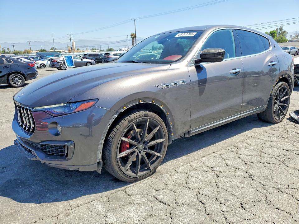 2018 Maserati VIN ZN661XUA0JX270209 — COPART salvage auction photo