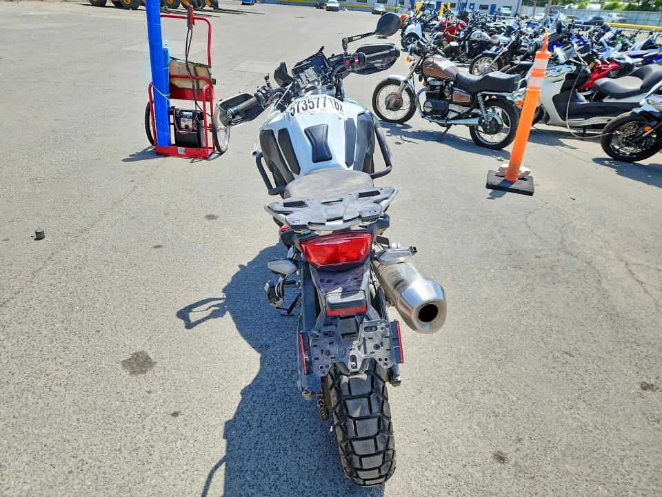 2025 BMW F 800 VIN WB10K5307S6L52749 COPART salvage auction — SIDE, Ny - Mv-907A Salvage Certificate, sold $1,150 on 2026-07-23 (photo 4)
