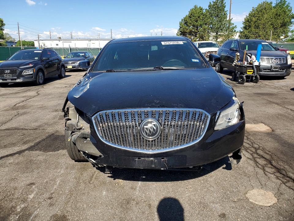 2016 Buick . VIN 1G4GE5G30GF166972 COPART salvage auction — FRONT END, Tx - Dis/Dlr/Exp Only Clean Title, sold $425 on 2026-07-09 (photo 5)