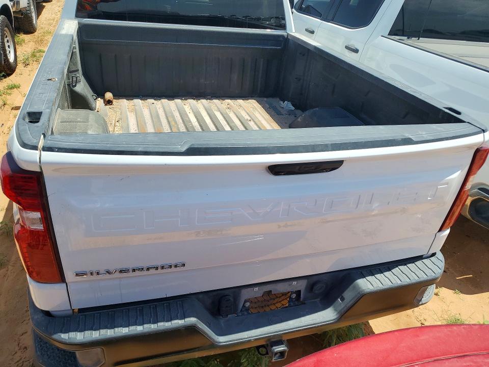 2023 Chevrolet Silverado VIN 1GCRDAED4PZ139468 COPART salvage auction — MINOR DENT/SCRATCHES, Nm - Certificate Of Title, sold $16,500 on 2026-07-02 (photo 6)