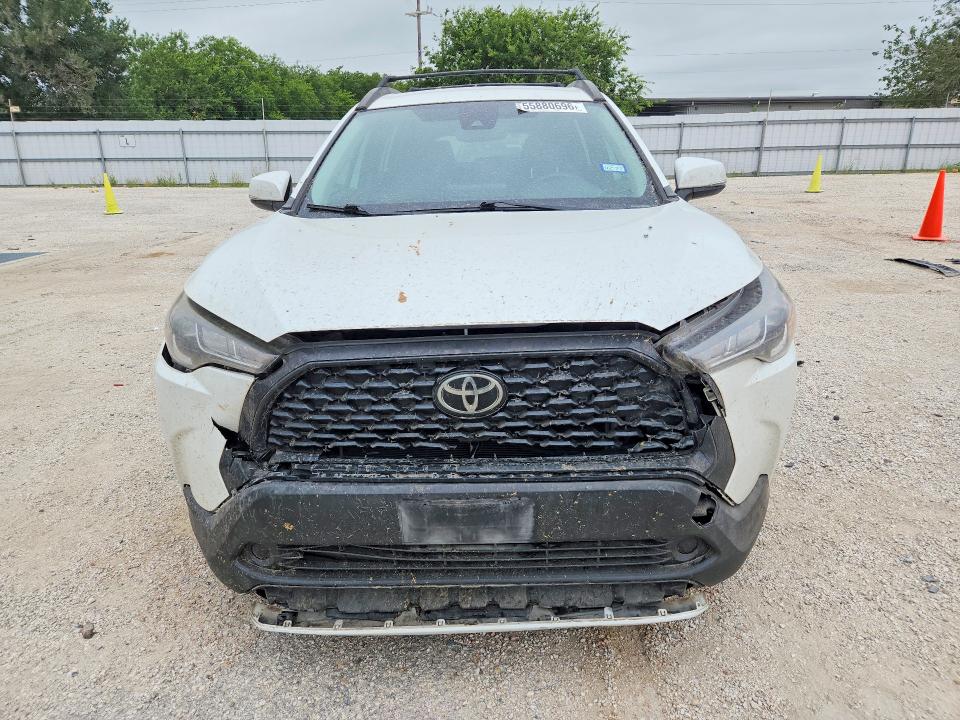 2022 Toyota VIN 7MUCAAAG5NV016832 COPART salvage auction — FRONT END, Tx - Salvage Vehicle Title, sold $60 on 2026-07-30 (photo 5)