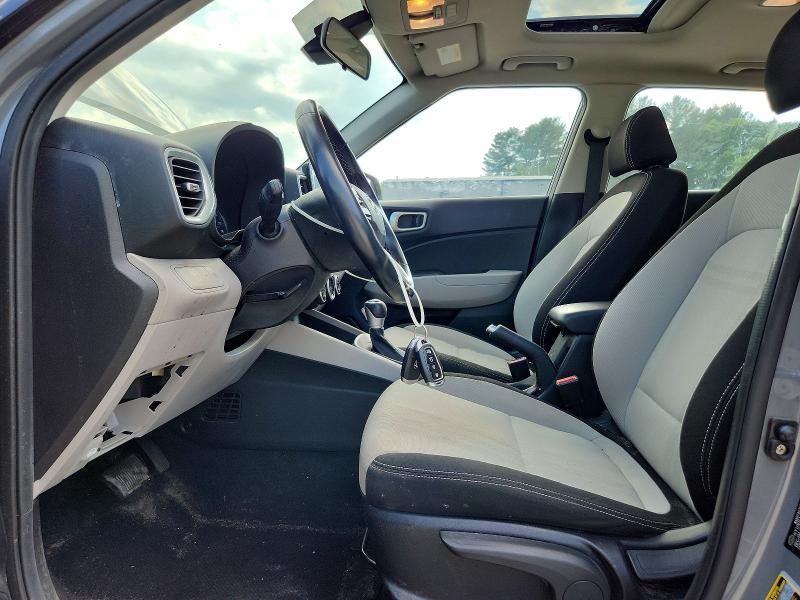 2020 Hyundai Venue VIN KMHRC8A35LU032599 COPART salvage auction — MINOR DENT/SCRATCHES, Mt - Certificate Of Title, sold $2,800 on 2026-07-09 (photo 7)
