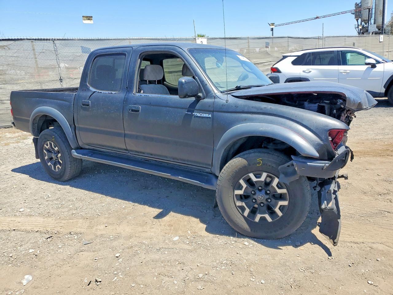 2004 Toyota Tacoma VIN 5TEGN92N14Z427870 COPART salvage auction — Front End, CA - SALVAGE CERTIFICATE, sold $1,050 on 2026-07-10 (photo 4)