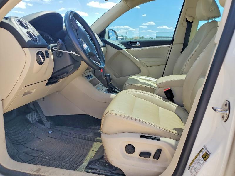 2012 Volkswagen Tiguan VIN WVGAV7AX8CW546486 COPART salvage auction — FRONT END, Salvage Title, sold $800 on 2026-08-06 (photo 7)