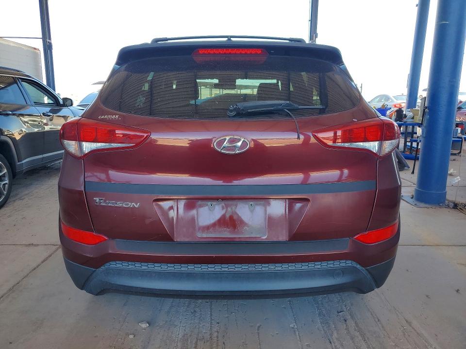 2017 Hyundai Tucson VIN KM8J33A47HU330989 COPART salvage auction — FRONT END, Az - Cert Of Title - Salvage, sold $1,300 on 2026-07-09 (photo 6)
