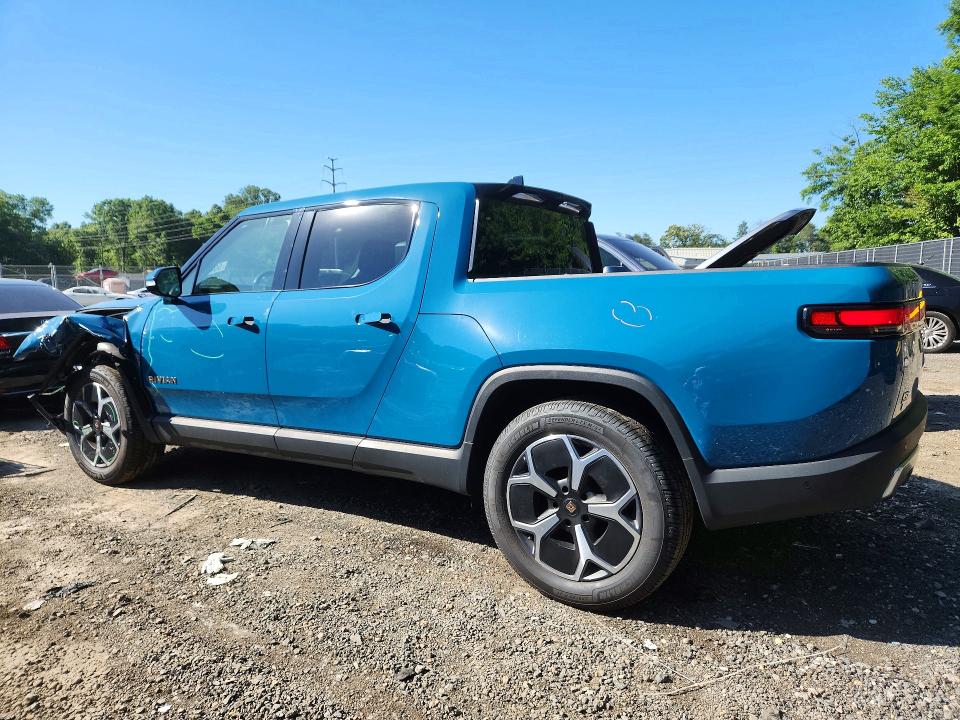 2022 Rivian R1t VIN 7FCTGAAA6NN014186 COPART salvage auction — FRONT END, Md - Parts Only-No Title Letter, sold $12,400 on 2026-07-14 (photo 2)