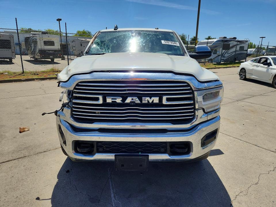 2022 Dodge VIN 3C6UR5NJ3NG403826 COPART salvage auction — SIDE, CA - SALVAGE CERTIFICATE, sold $7,300 on 2026-07-27 (photo 5)