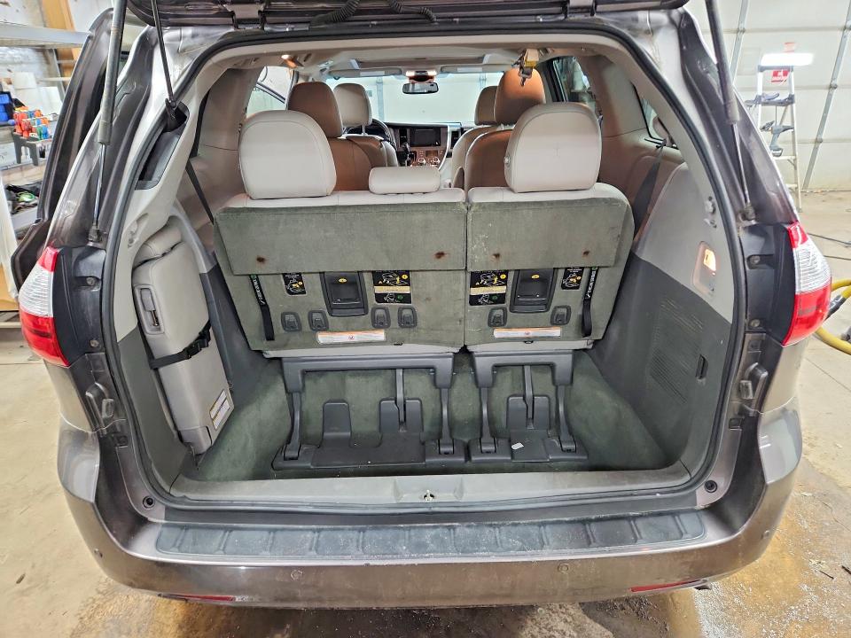2015 Toyota Sienna VIN 5TDYK3DC5FS631027 COPART salvage auction — FRONT END, Il - Salvage Certificate, sold $550 on 2026-07-27 (photo 6)