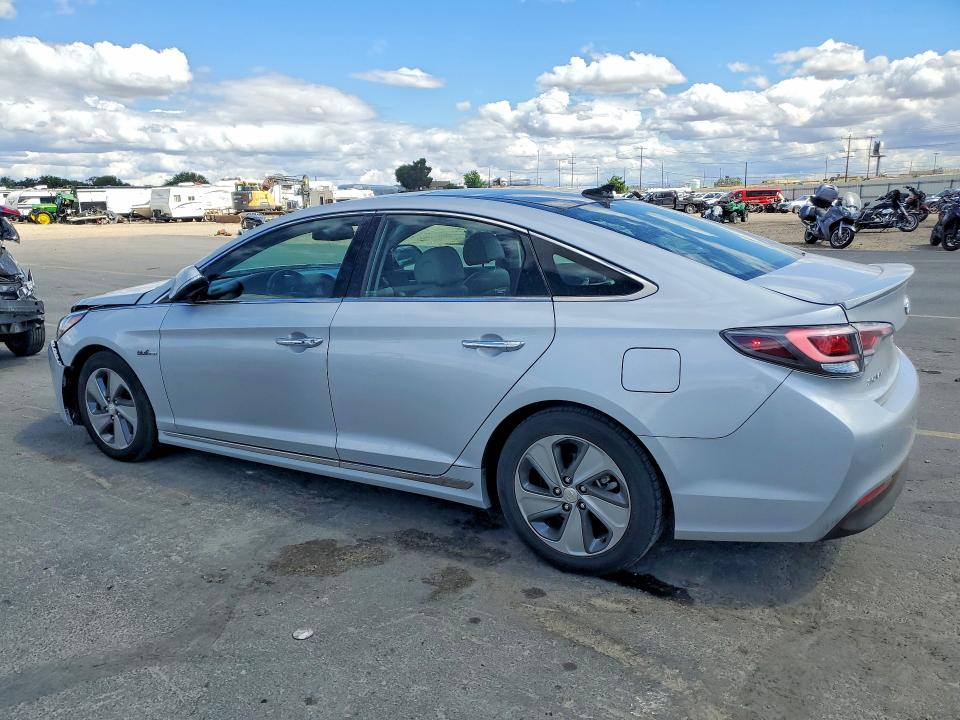 2016 Hyundai VIN KMHE34L10GA009130 COPART salvage auction — FRONT END, Id - Salvage Certificate Of Title, sold $800 on 2026-07-16 (photo 2)