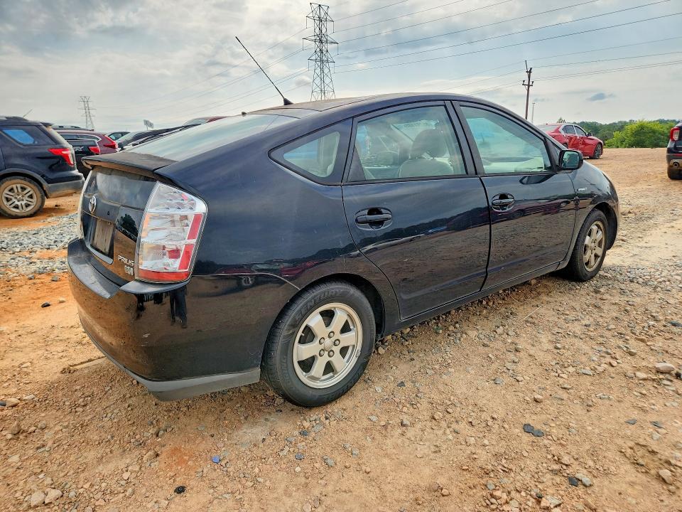 2006 Toyota Prius VIN JTDKB20U867082576 COPART salvage auction — MINOR DENT/SCRATCHES, Nc - Dealer Only Clean Title, sold $400 on 2026-07-27 (photo 3)